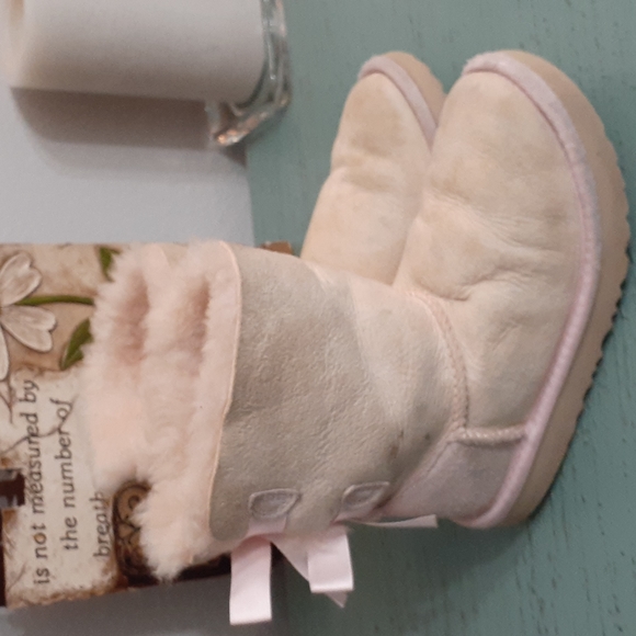 UGG BOOTS SZ 12 T - Picture 3 of 5